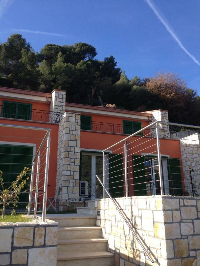 Casaluna Apartment Ventimiglia Exterior photo